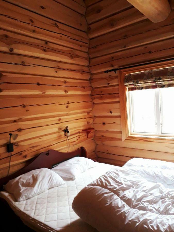 Blazerbu Four-Bedroom Chalet Myro Eksteriør billede