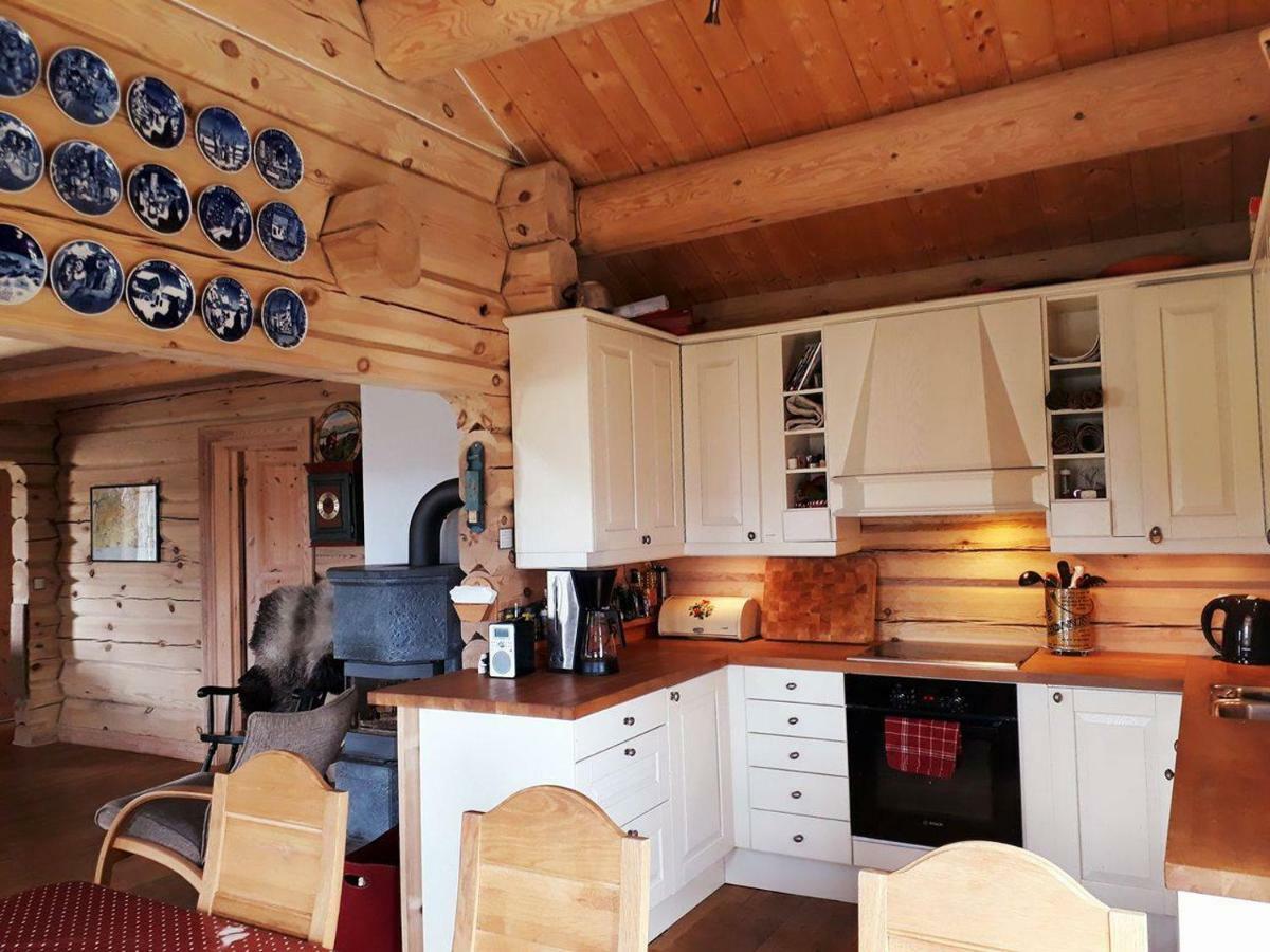 Blazerbu Four-Bedroom Chalet Myro Eksteriør billede