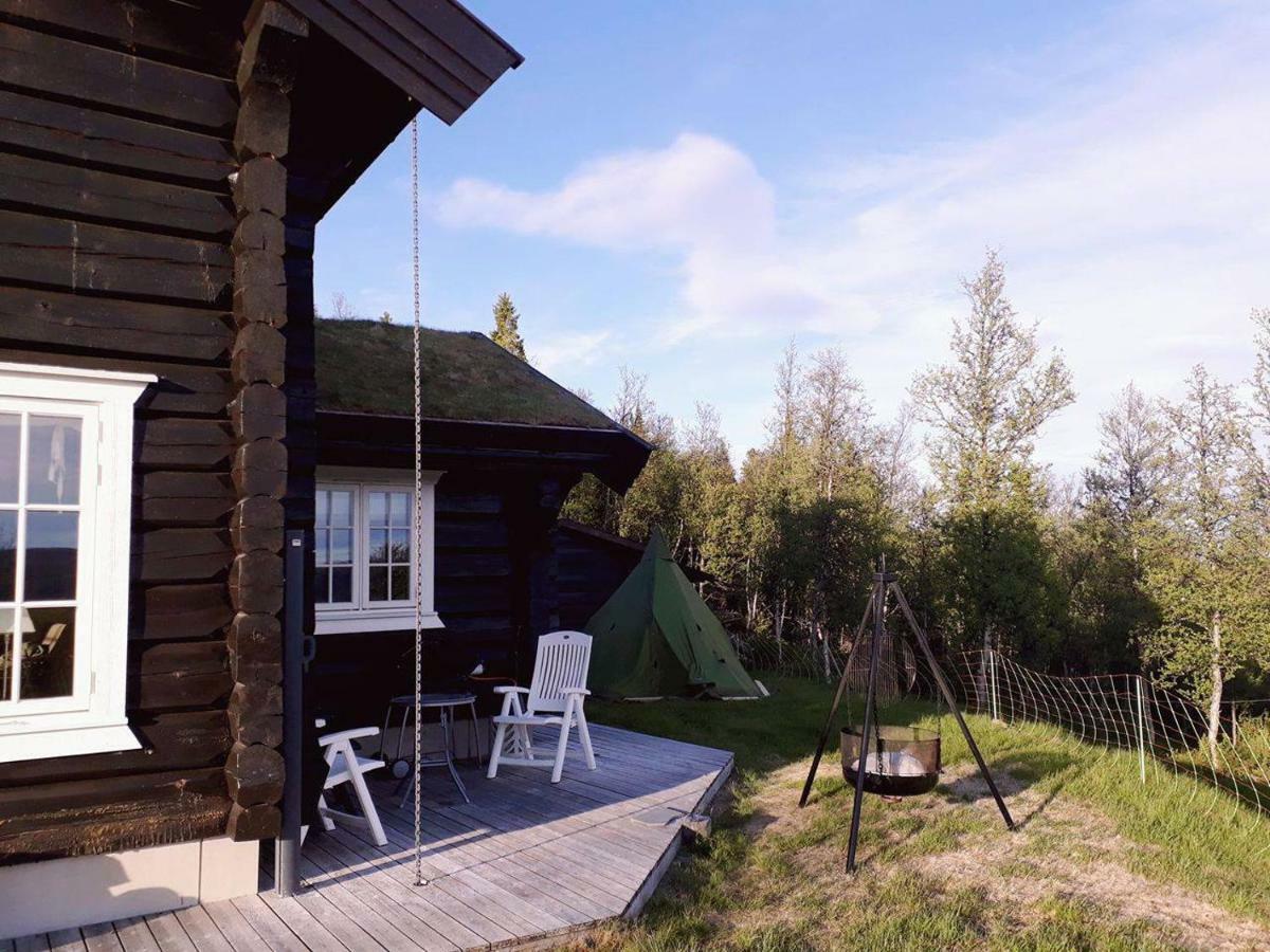 Blazerbu Four-Bedroom Chalet Myro Eksteriør billede